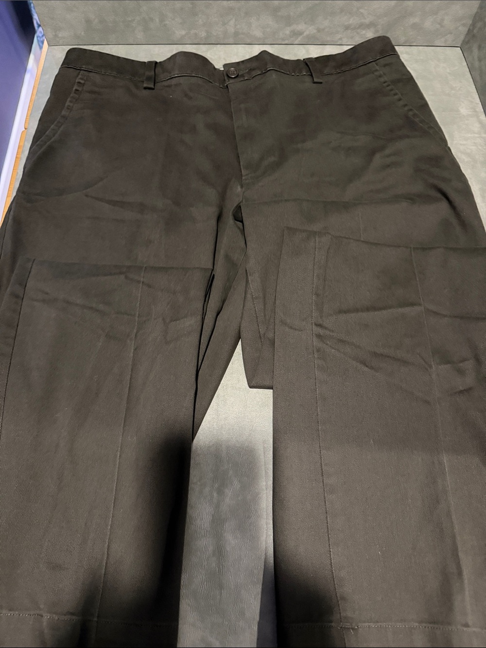 Dark Khaki Green Dockers Classic Fit Chino Pants 38x34